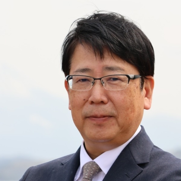 松浦士登